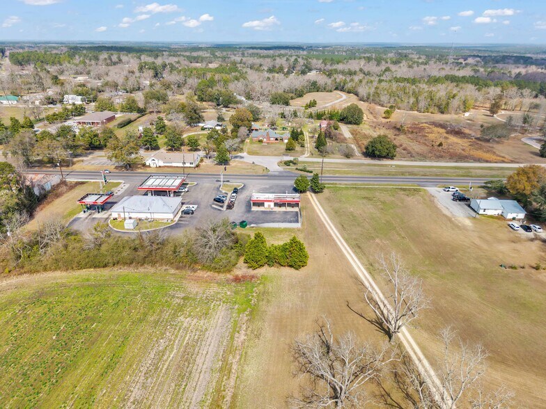 More Photos Of 206 Railroad Ave E, Wagener Freestanding For Sale