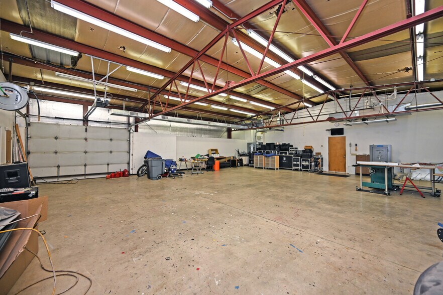 More Photos Of 1245 Tennessee Ave, Cincinnati Warehouse For Sale