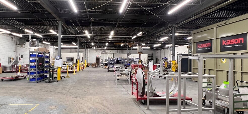 More Photos Of 67-71 E Willow St, Millburn Warehouse For Lease