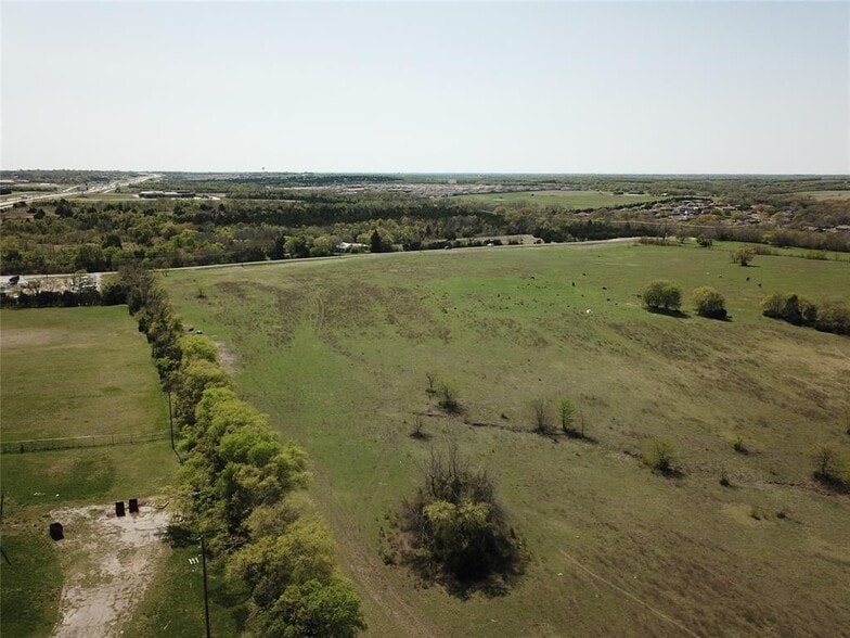 More Photos Of 1800 North Collins Fwy, Howe Manufacturing For Sale