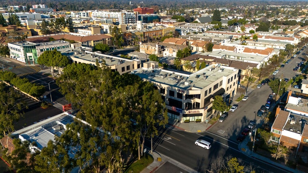 More Photos Of 330 S Garfield Ave, Alhambra Medical For Sale
