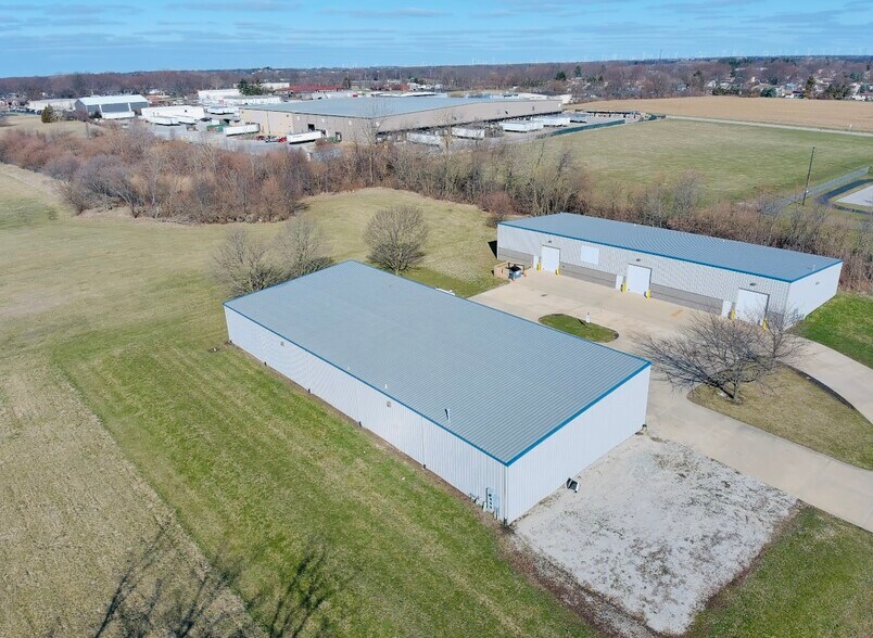 More Photos Of 3185 Grand Prix Dr, Decatur Industrial For Lease