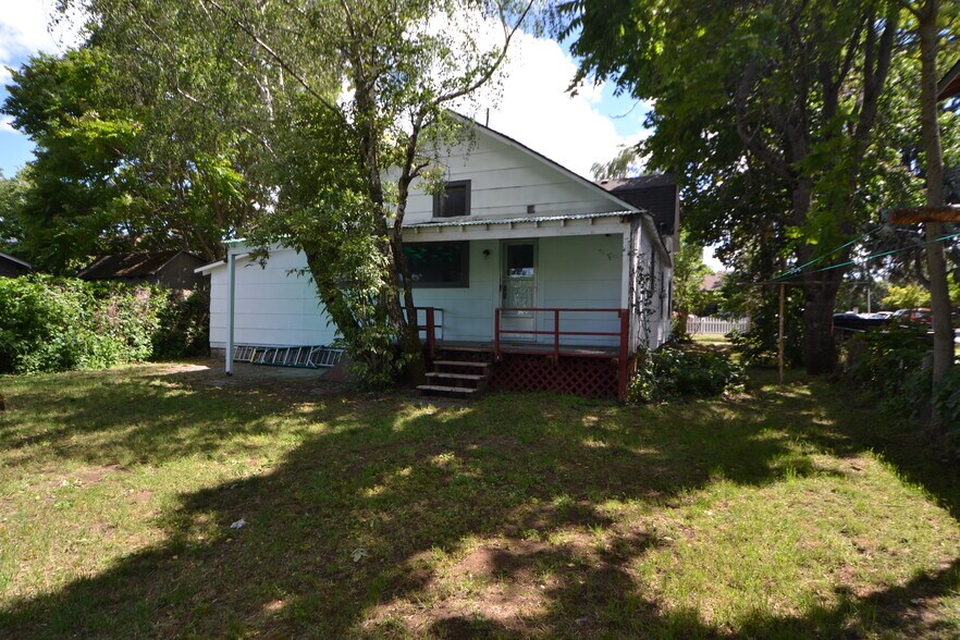 More Photos Of 1008 June St, Hood River Flex For Sale