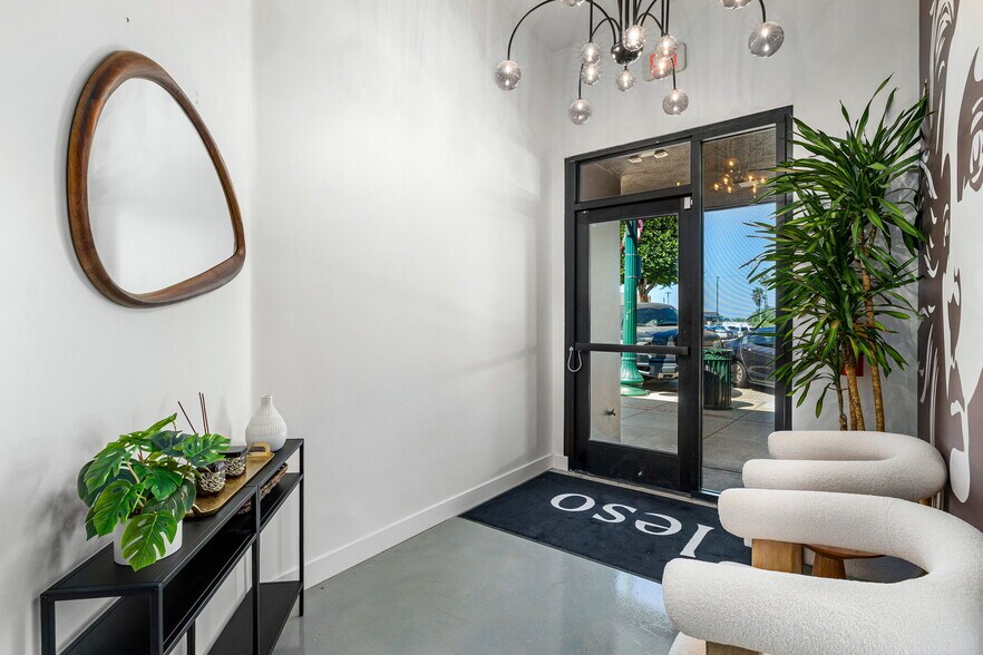 More Photos Of 124 N Glendora Ave, Glendora Coworking Space