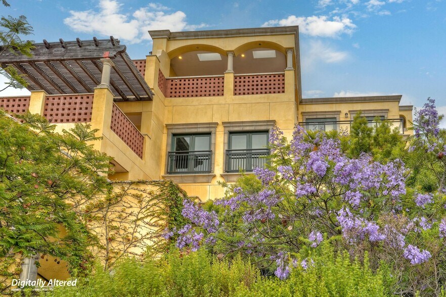More Photos Of 2180 S El Camino Real, Oceanside Office For Sale