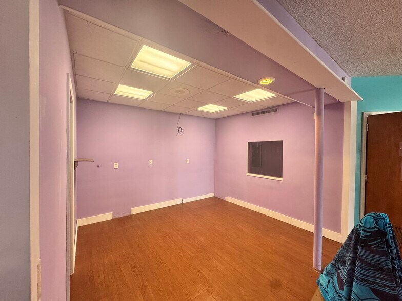 More Photos Of 1503 Oak St, Jacksonville Medical For Sale