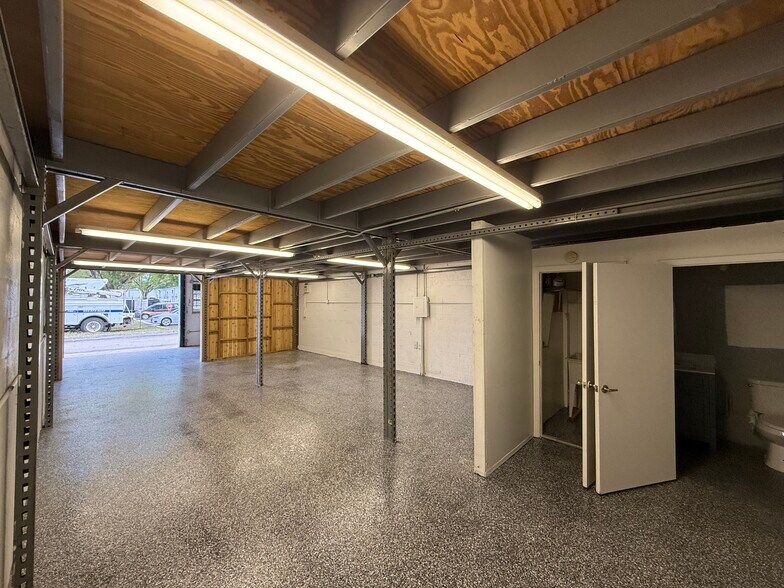 More Photos Of 1769-1791 Blount Rd, Pompano Beach Warehouse For Lease