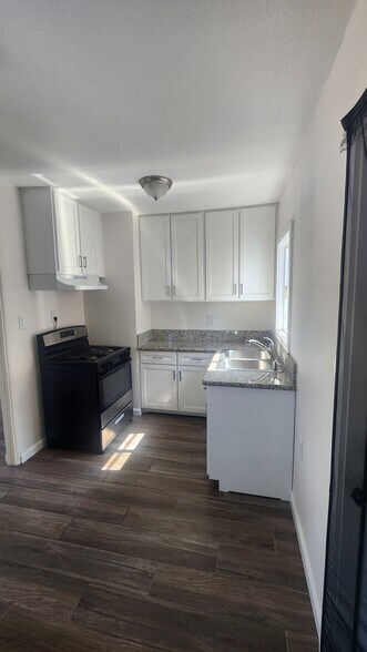 More Photos Of 8137 Beechwood Ave, South Gate Apartments For Sale