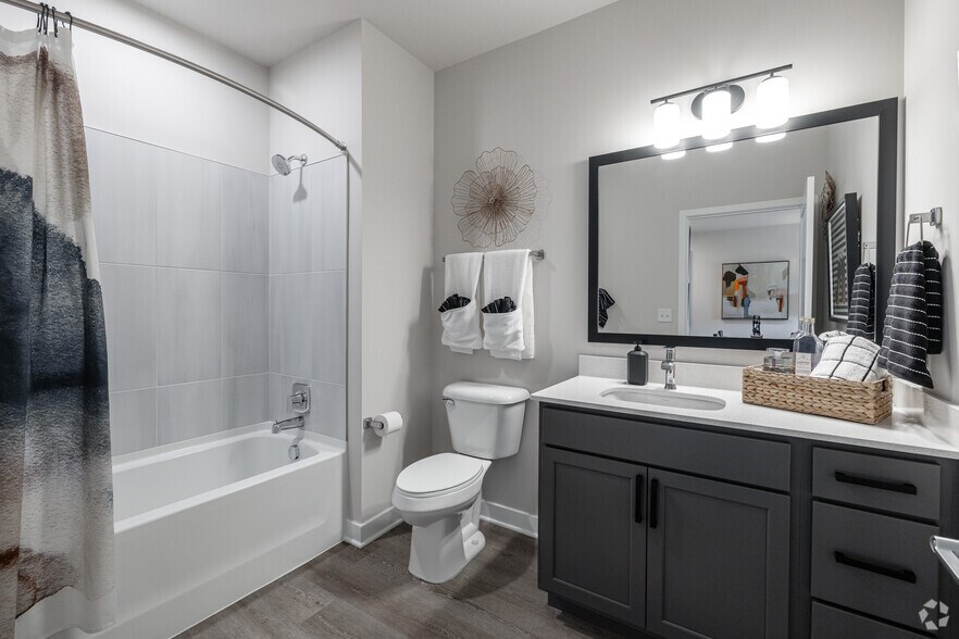 More Photos Of 250 McHenry Rd, Buffalo Grove Apartments For Lease