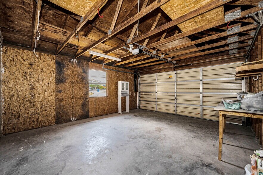 More Photos Of 1231 Illinois Ave, Palm Harbor Apartments For Sale