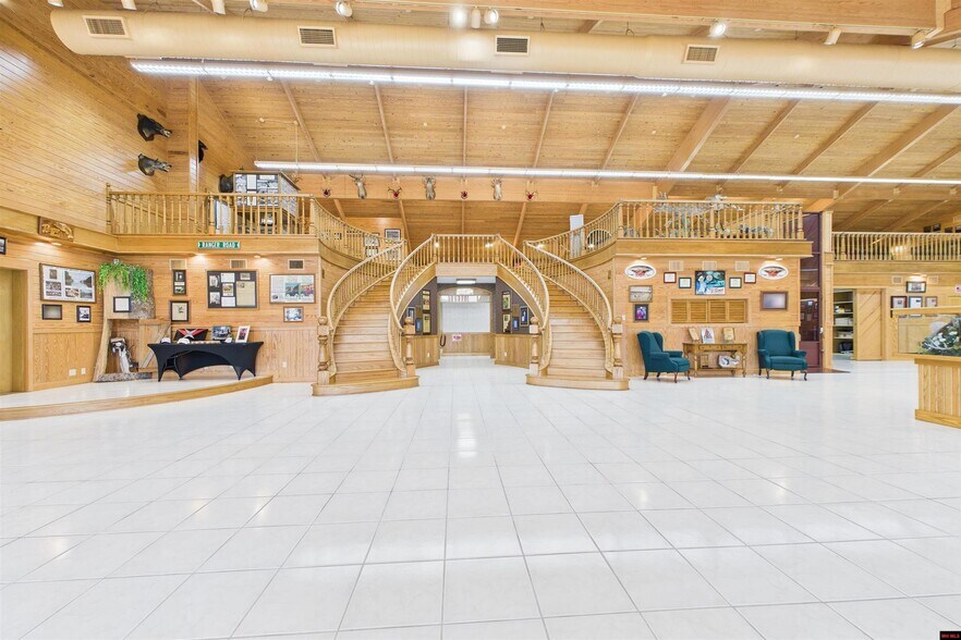 More Photos Of 25 Airport Rd, Flippin Lodge Meeting Hall For Sale