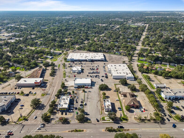 More Photos Of 6120 Scott St, Houston Unknown For Lease