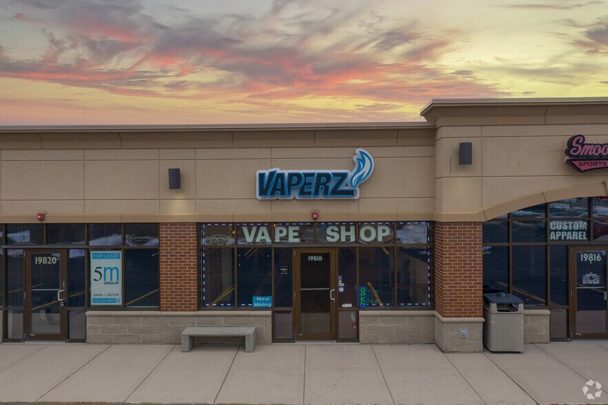 More Photos Of 19800-19866 S Harlem Ave, Frankfort General Retail For Lease