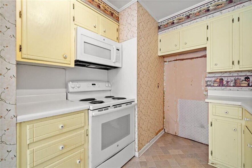 More Photos Of 8695 Knox Bridge Hwy, Canton Specialty For Sale