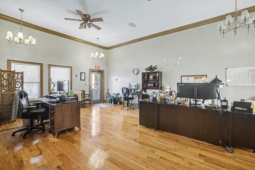 More Photos Of 1740 & 1742 Thomasville Rd., Tallahassee Office For Sale