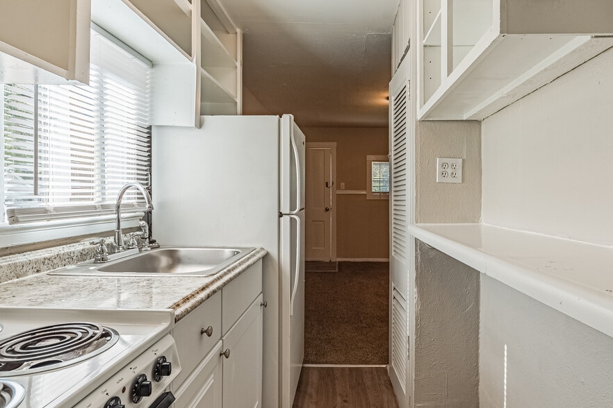More Photos Of 3428 W Colorado Ave, Colorado Springs Apartments For Sale