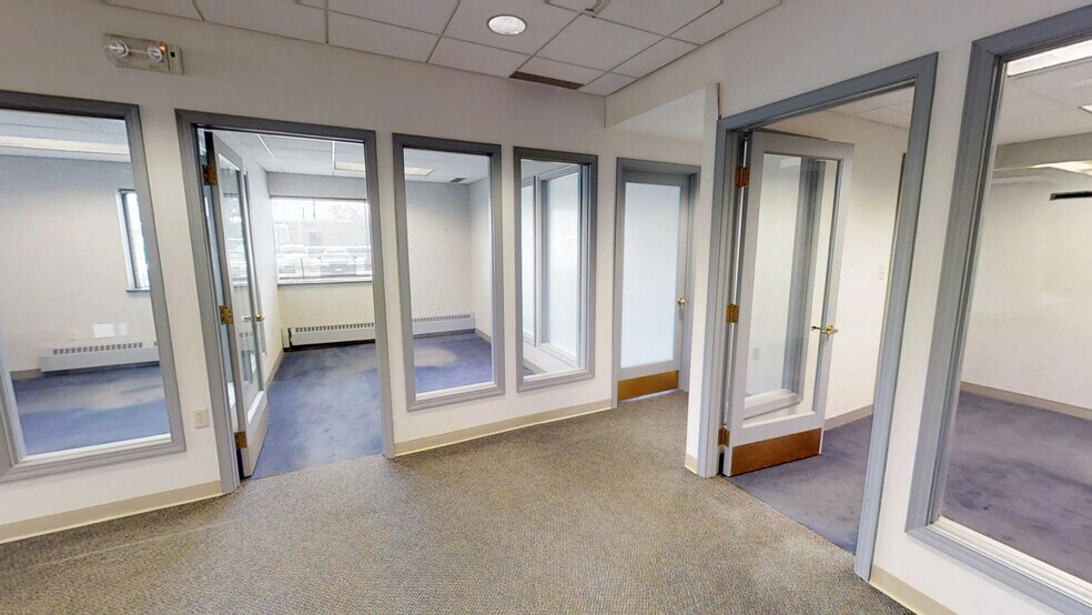 More Photos Of 20220 Center Ridge Rd, Rocky River Medical For Lease