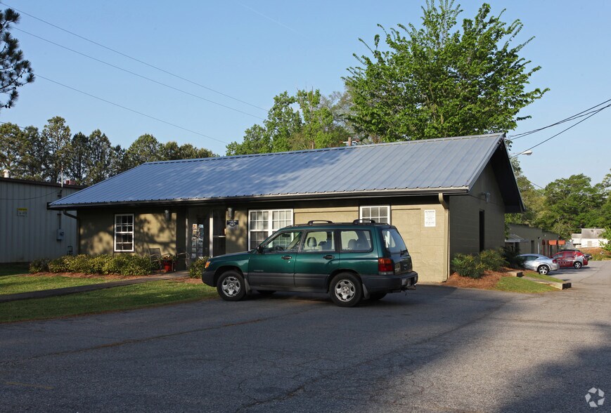 More Photos Of 143 New St, Decatur Loft Creative Space For Lease