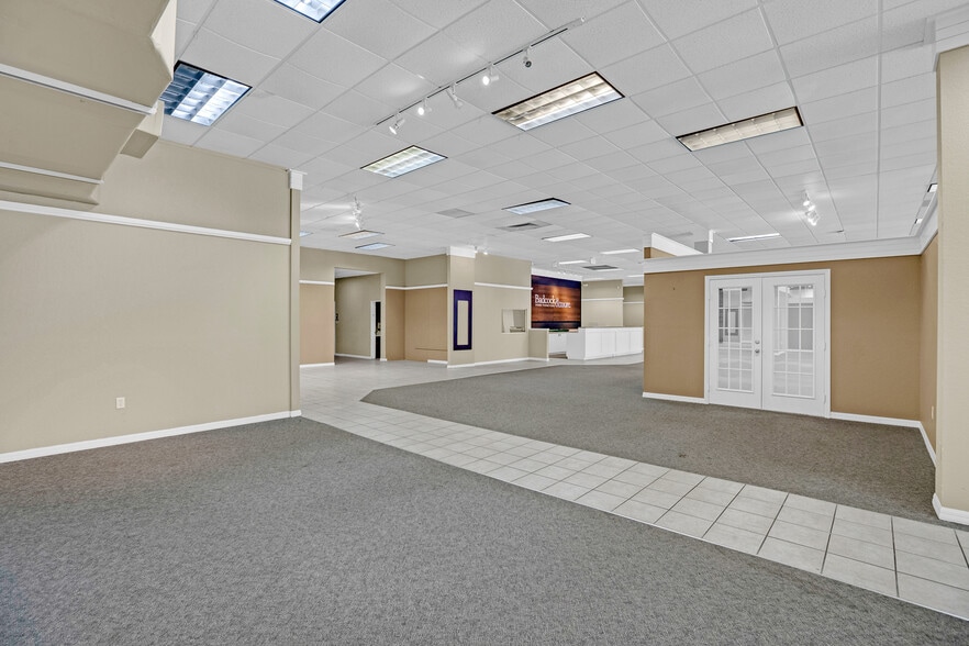 More Photos Of 1610 US Highway 1, Vero Beach Freestanding For Sale