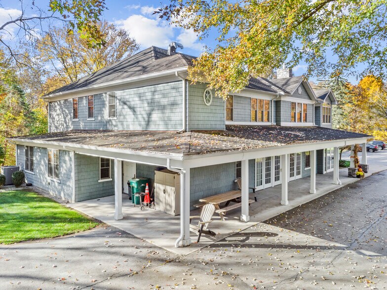 More Photos Of 400 Whitney Rd, Penfield Office For Sale