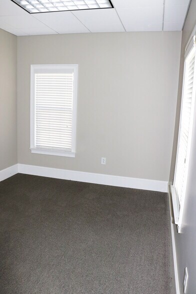 More Photos Of 2500 Northside Crossing, Macon-Bibb Office For Sale