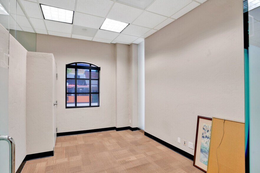 More Photos Of 780 Laurel St, San Carlos Bank For Lease