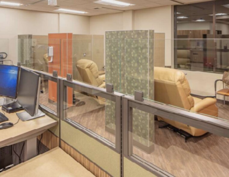 More Photos Of 15918 E Euclid Ave, Spokane Medical For Sale