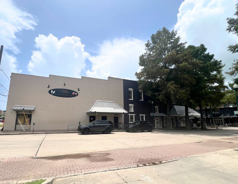 More Photos Of 201-203 Jefferson St, Lafayette Freestanding For Sale