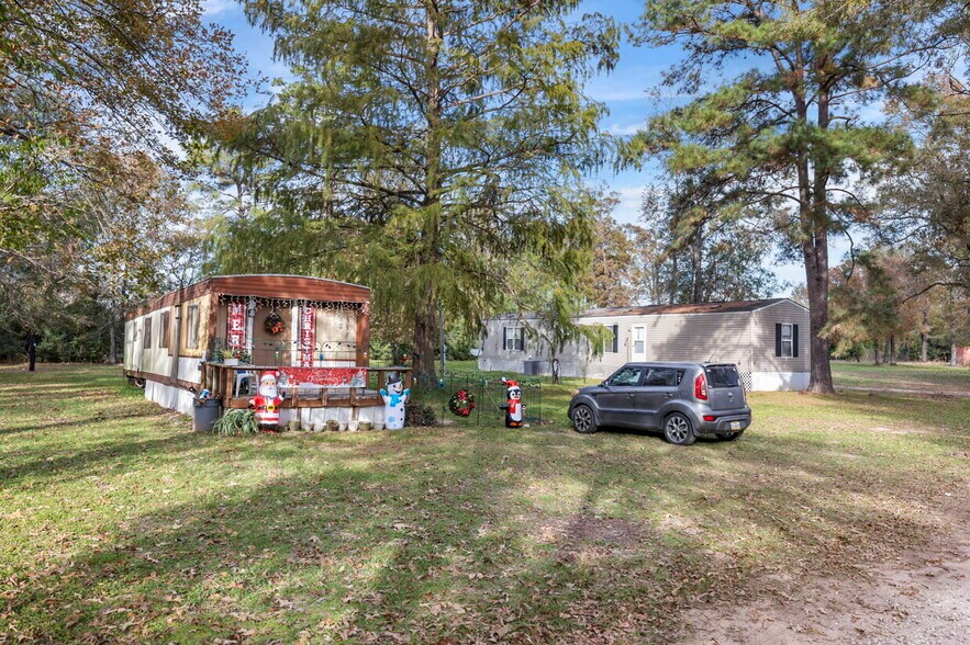 More Photos Of 11454 Bonney, Conroe Multifamily For Sale