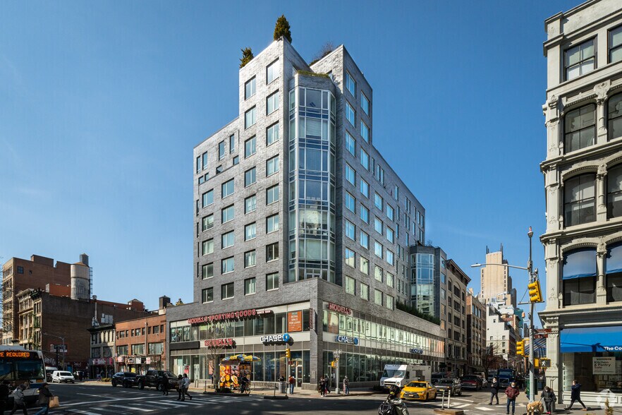 Primary Photo Of 100 W 18th St, New York Apartments For Lease