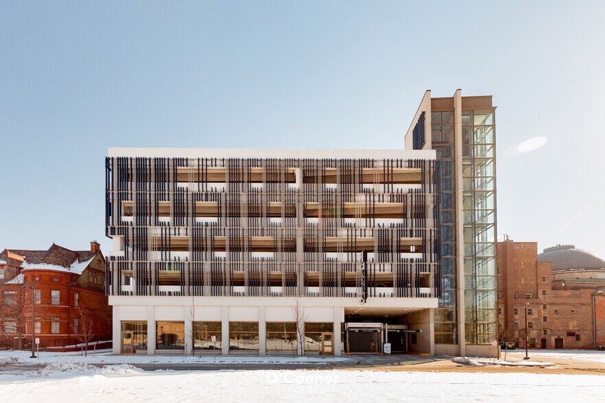 Primary Photo Of Erskine & Eliot St, Detroit Parking Garage For Lease