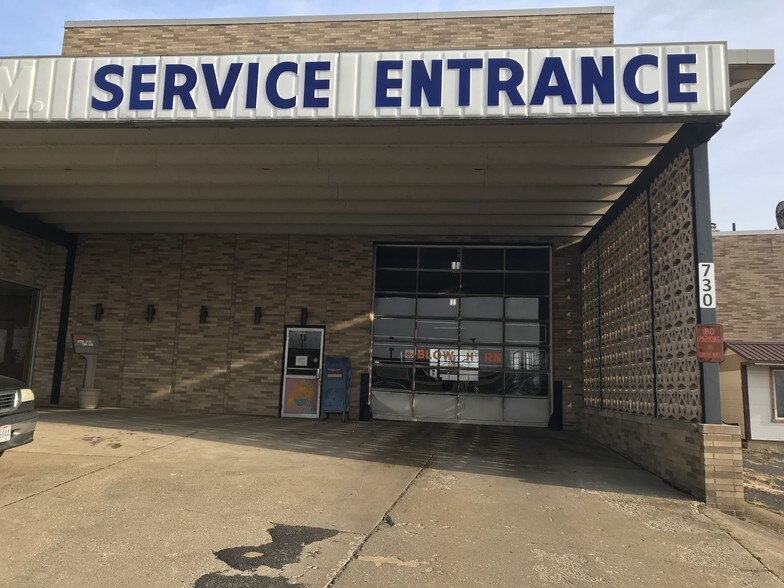 More Photos Of 730 S Market Ave, Canton Warehouse For Sale