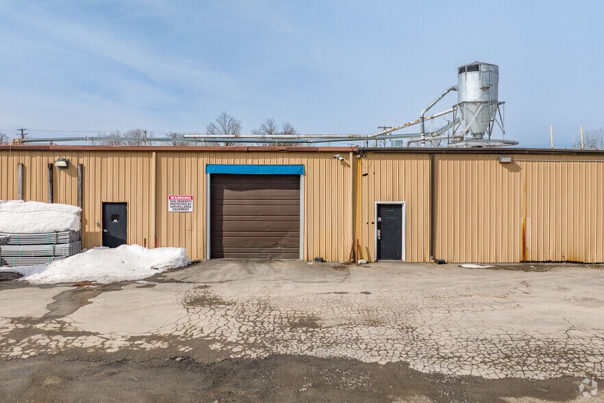 More Photos Of 151 Midler Park Dr, Syracuse Industrial For Sale