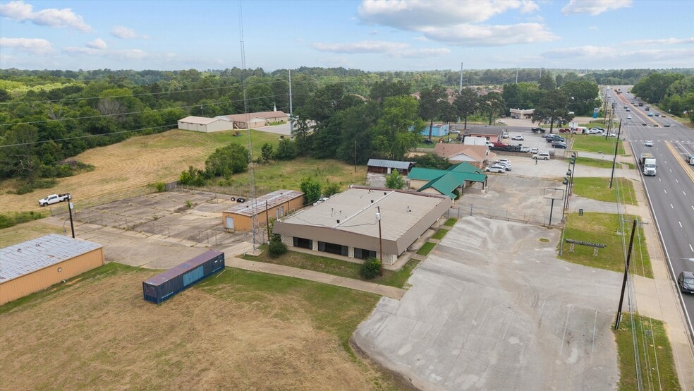 More Photos Of 1528 Nnw Loop 323, Tyler Office For Sale