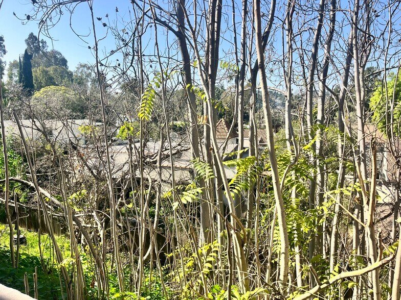 More Photos Of 2297 Glendale Blvd, Los Angeles Multifamily For Sale