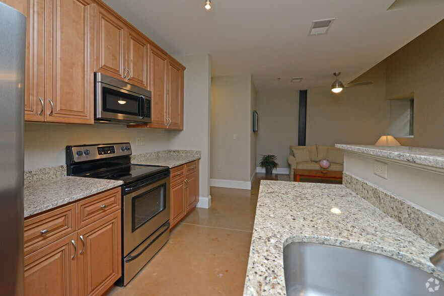 More Photos Of 12 Eagle St, Providence Apartments For Lease