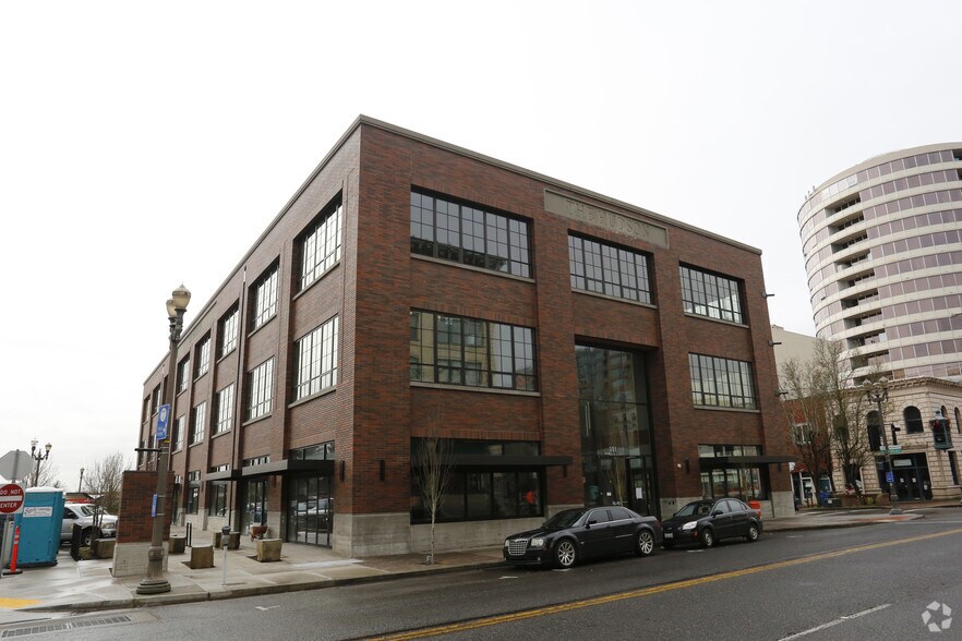 More Photos Of 101 E 6th St, Vancouver Office For Lease