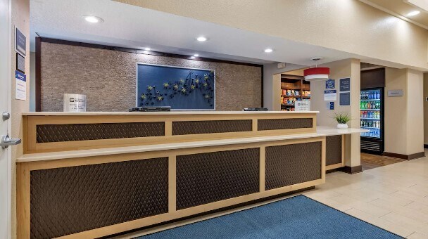 More Photos Of 12101 Challenger Pky, Orlando Hotel For Sale