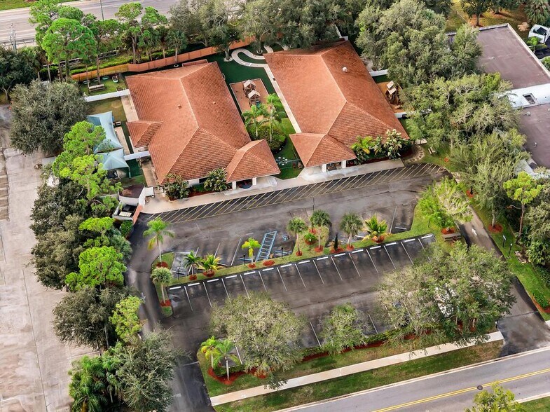 More Photos Of 353 Hiatt Dr, Palm Beach Gardens Schools For Sale