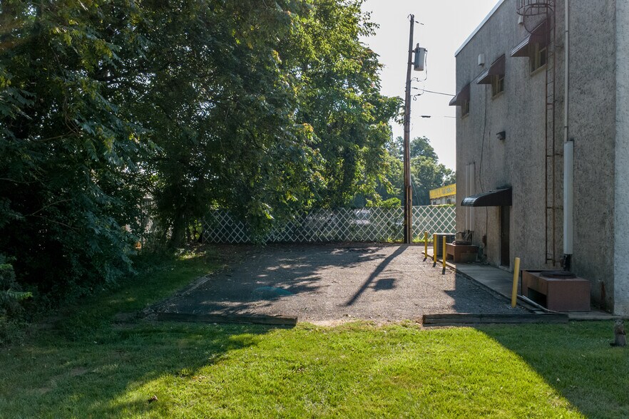 More Photos Of 329 Lincoln Hwy, Fairless Hills Warehouse For Sale