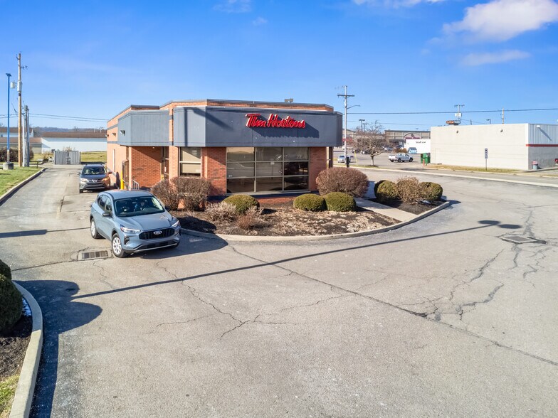 More Photos Of 1000 N Bridge St, Chillicothe Fast Food For Sale