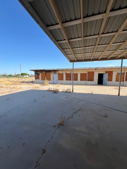 More Photos Of 401 S 3rd St, Blythe Religious Facility For Sale