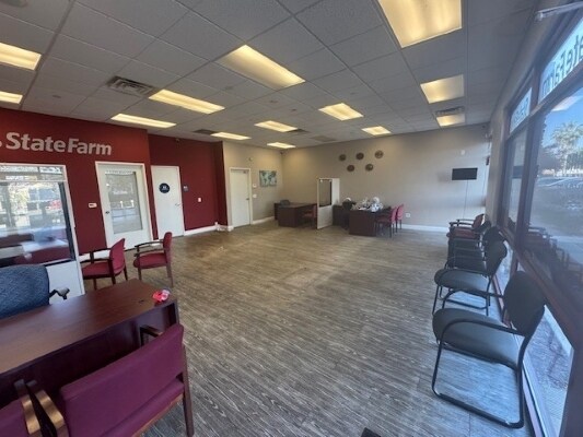 More Photos Of 780 W El Monte Way, Dinuba Storefront Retail Office For Lease