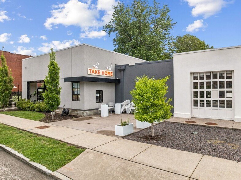 More Photos Of 4175 Shaw Blvd, Saint Louis Restaurant For Sale