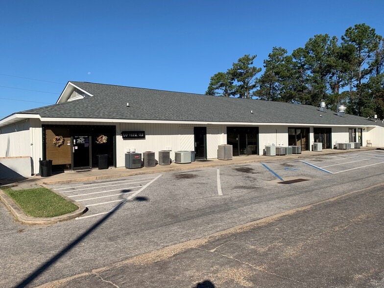 More Photos Of 28850 US Hwy 98, Daphne Storefront For Lease