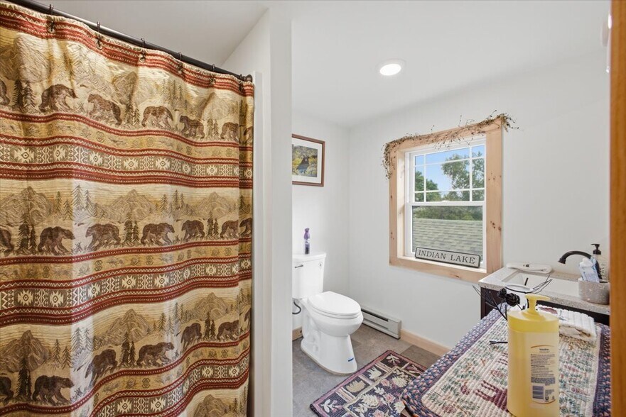 More Photos Of 6275 State Highway 30, Indian Lake Flex For Sale