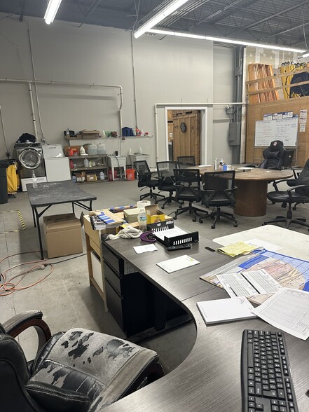 More Photos Of 12 Continental Blvd, Merrimack Distribution For Sale