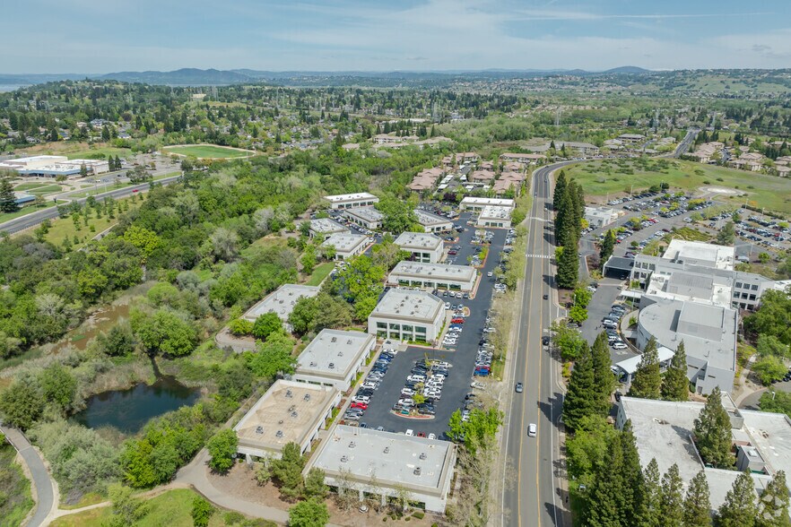 More Photos Of 1645 Creekside Dr, Folsom Medical For Lease