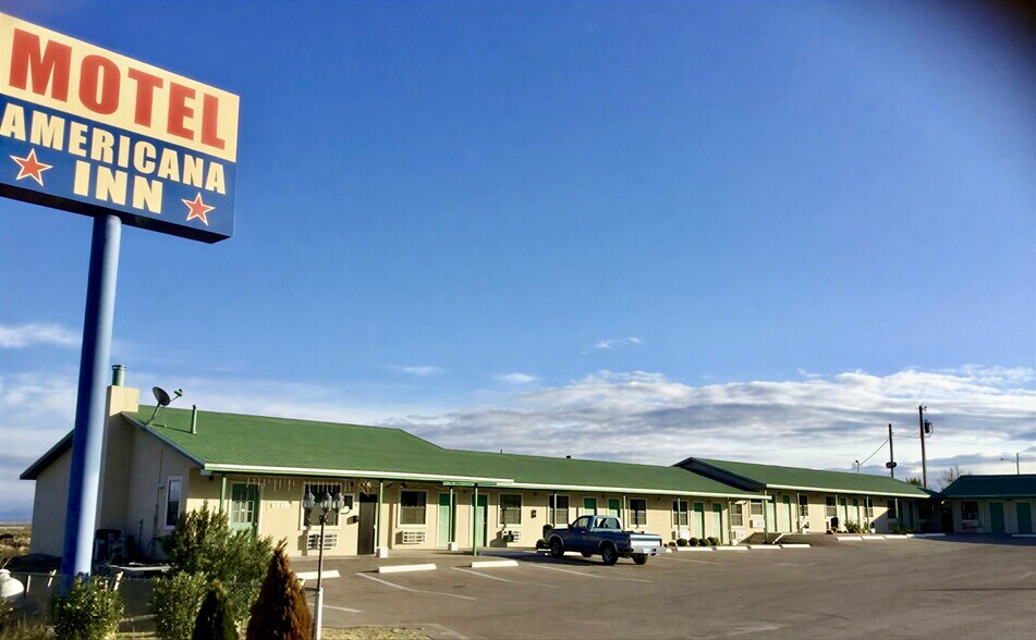 Primary Photo Of 209 Octavia, Sierra Blanca Hotel For Sale
