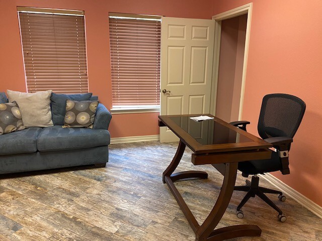 More Photos Of 20903 Kingsland Blvd, Katy Medical For Sale